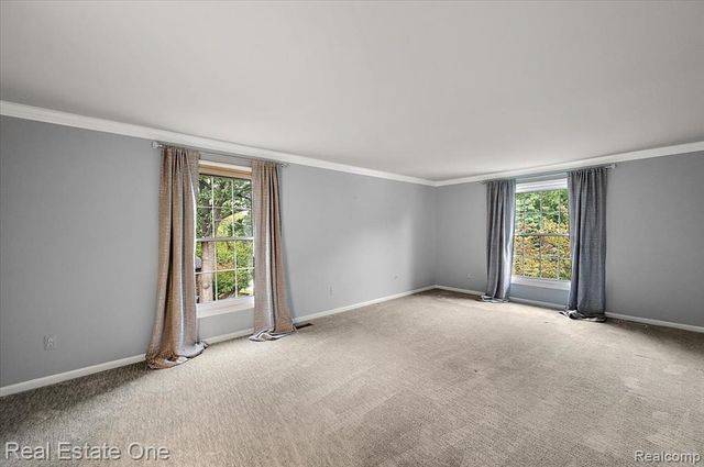1854 Ludgate Lane, Rochester Hills, MI 48309