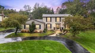 1854 Ludgate Lane, Rochester Hills, MI 48309