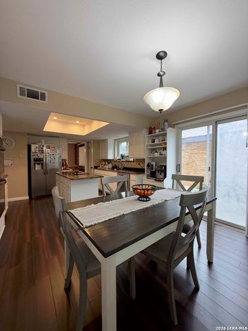 2639 Country Square, San Antonio, TX 78209