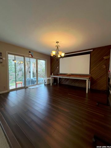 2639 Country Square, San Antonio, TX 78209