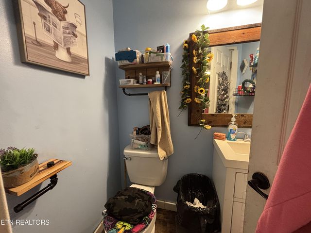 111 Sunset Ave, Englewood, TN 37329