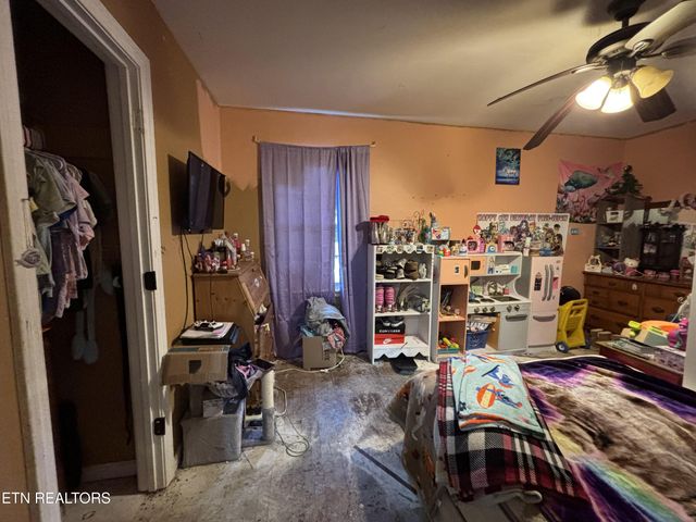 111 Sunset Ave, Englewood, TN 37329