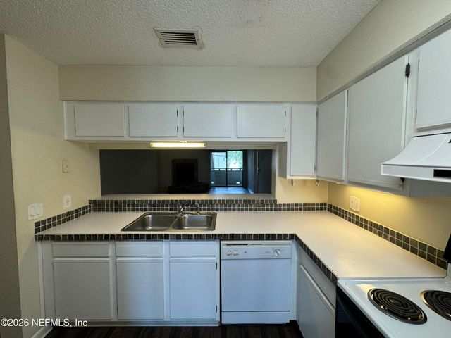 5615 SAN JUAN Avenue 112, Jacksonville, FL 32210