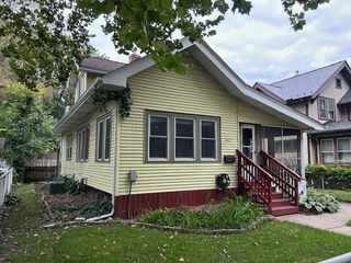 3022 32nd Avenue S, Minneapolis, MN 55406