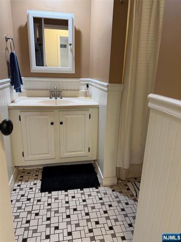321 Ringwood Avenue, Pompton Lakes, NJ 07442