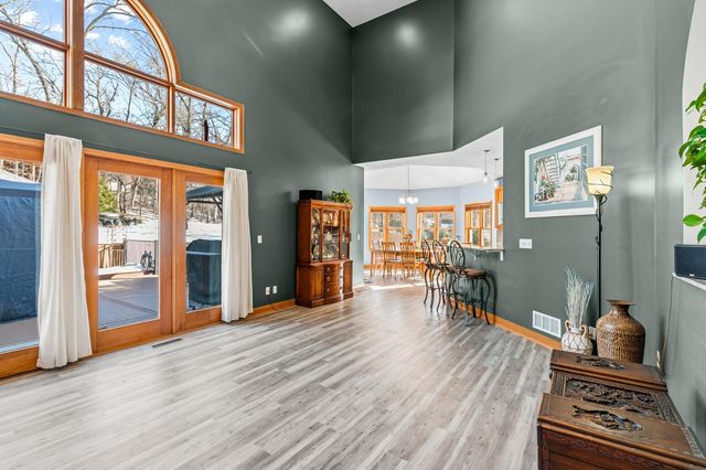 214 Galahad Place N, Hudson, WI 54016