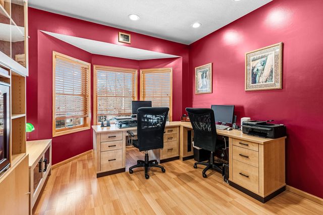 214 Galahad Place N, Hudson, WI 54016