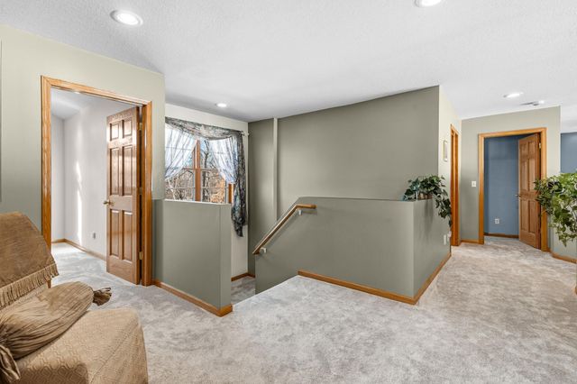 214 Galahad Place N, Hudson, WI 54016