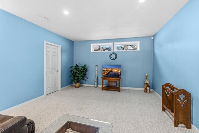 214 Galahad Place N, Hudson, WI 54016