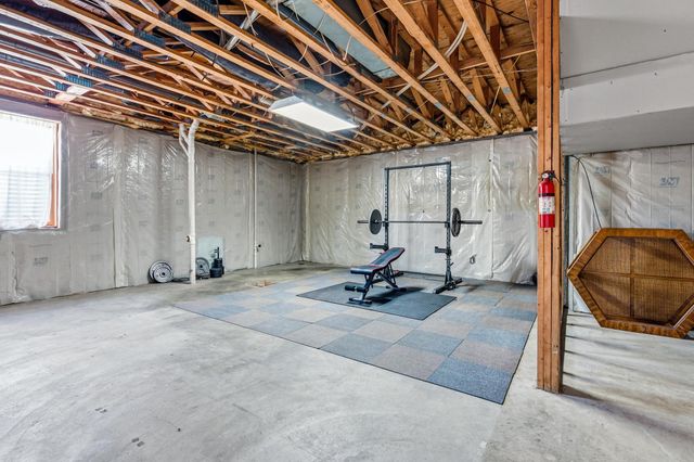 214 Galahad Place N, Hudson, WI 54016