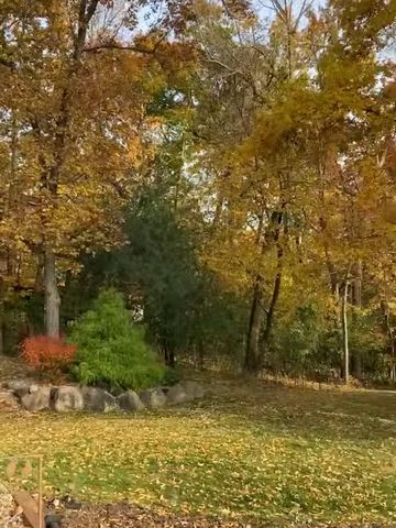 214 Galahad Place N, Hudson, WI 54016