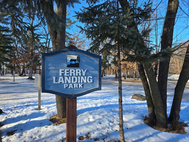 214 Galahad Place N, Hudson, WI 54016