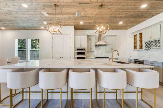 41 Mobile Street, Miramar Beach, FL 32550