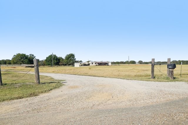 10821 County Road 2503, Eustace, TX 75124