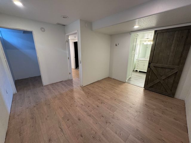 9 Shirley CT, Minot, ND 58703