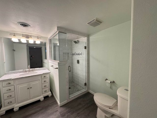 9 Shirley CT, Minot, ND 58703