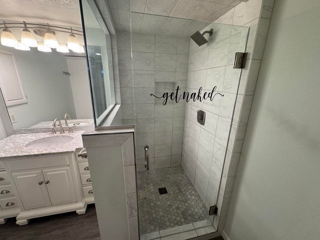 9 Shirley CT, Minot, ND 58703