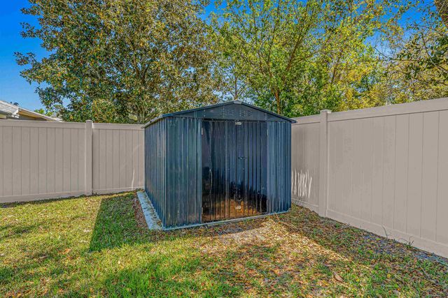 141 Long Pine Drive, Other Florida, FL 32725