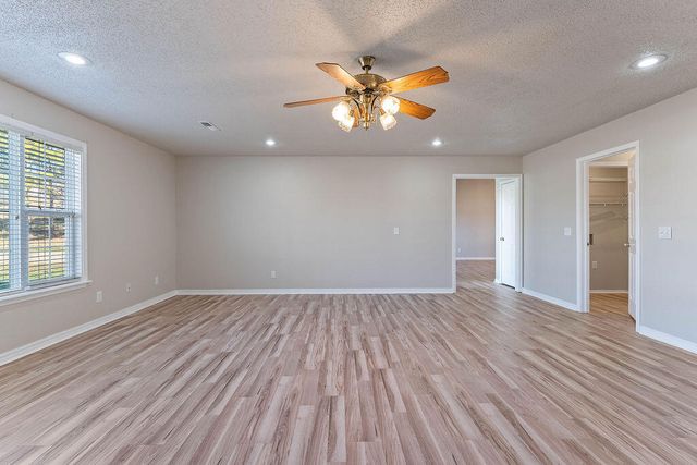 144 Riverview Drive, Anderson, MO 64831