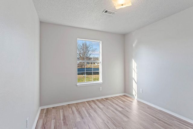 144 Riverview Drive, Anderson, MO 64831