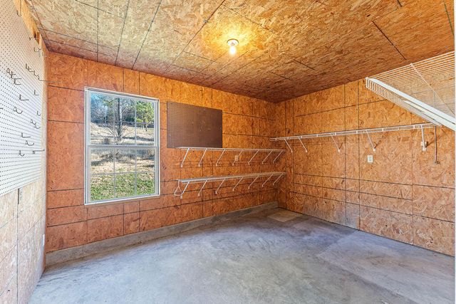 144 Riverview Drive, Anderson, MO 64831