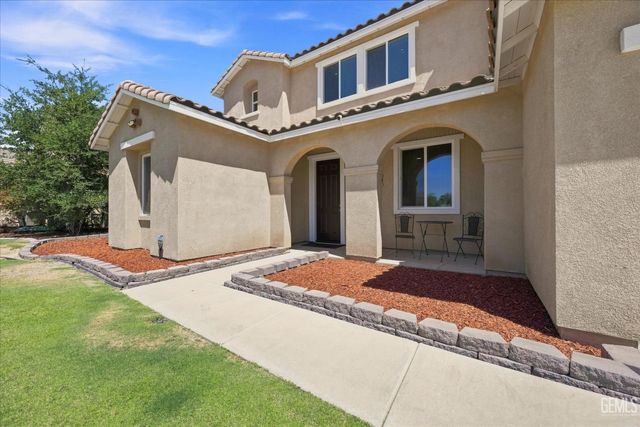 15640 Marcella Court, Bakersfield, CA 93314