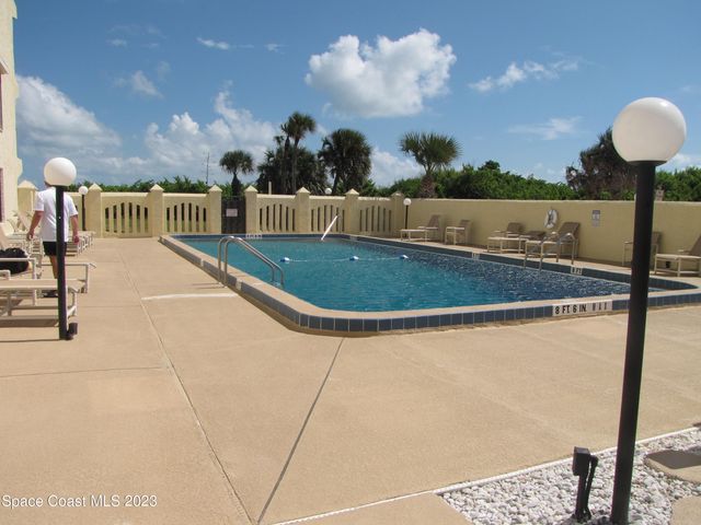 3060 N Atlantic Avenue 103, Cocoa Beach, FL 32931