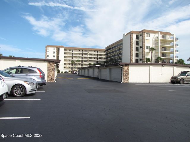 3060 N Atlantic Avenue 103, Cocoa Beach, FL 32931