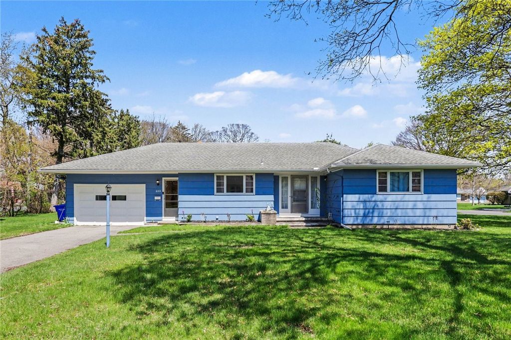 220 Ellington Road, Greece, NY 14616