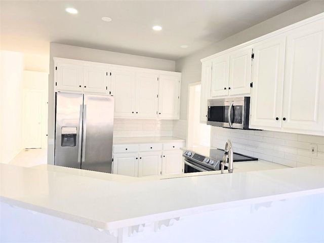 2287 Birch Hollow Trail, Lawrenceville, GA 30043