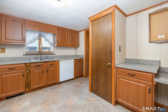 18 Overlook Drive, East Haddam, CT 06423