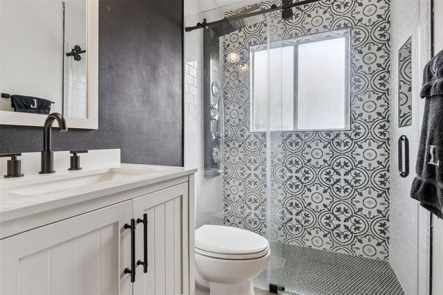 916 HILLCREST DRIVE, Davenport, FL 33897