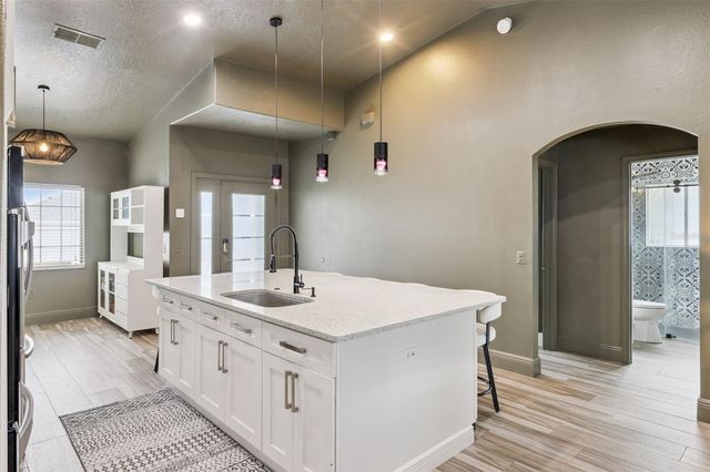 916 HILLCREST DRIVE, Davenport, FL 33897