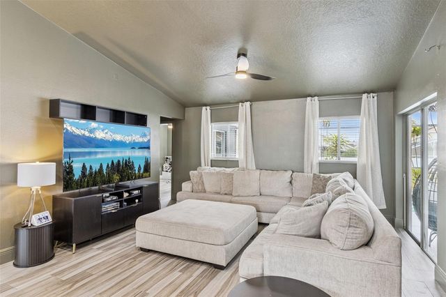 916 HILLCREST DRIVE, Davenport, FL 33897