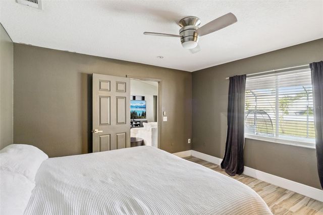 916 HILLCREST DRIVE, Davenport, FL 33897