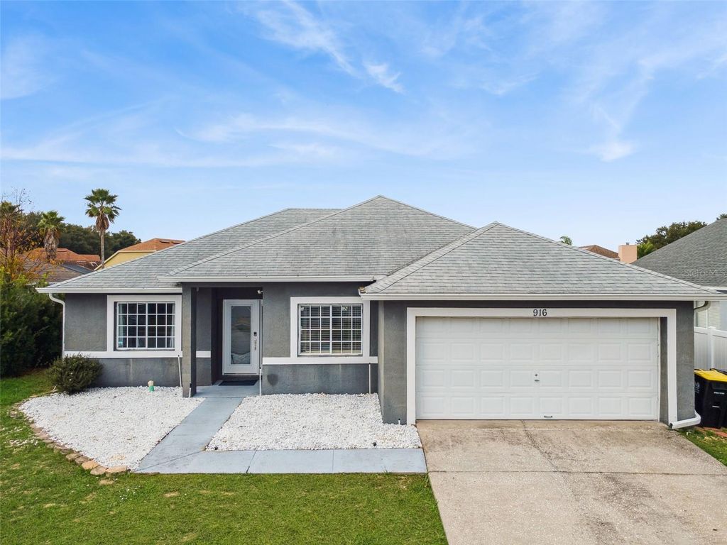 916 HILLCREST DRIVE, Davenport, FL 33897