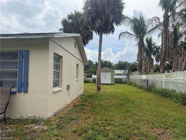 308 Vermont WAY, Lehigh Acres, FL 33936