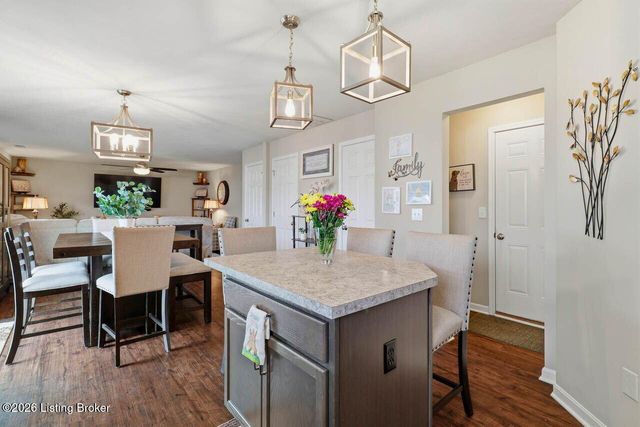 11116 Remembrance Ln, Louisville, KY 40229