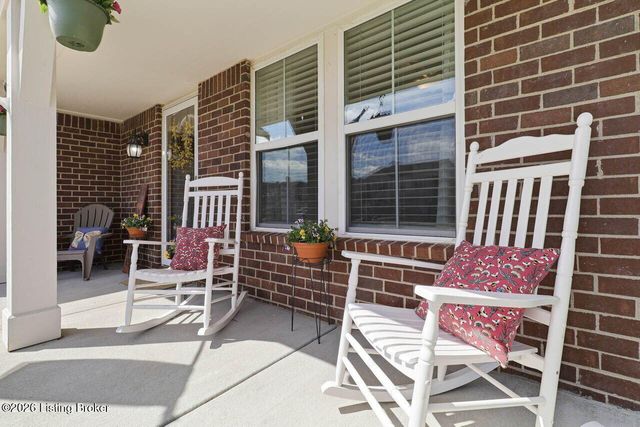 11116 Remembrance Ln, Louisville, KY 40229