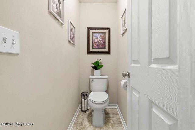 11116 Remembrance Ln, Louisville, KY 40229