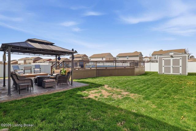 11116 Remembrance Ln, Louisville, KY 40229