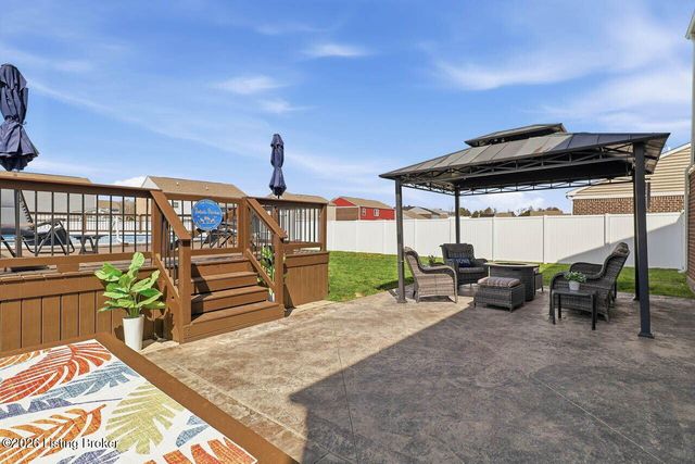 11116 Remembrance Ln, Louisville, KY 40229