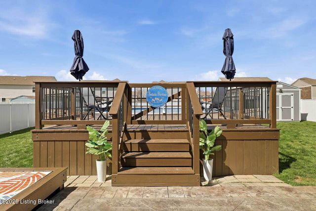 11116 Remembrance Ln, Louisville, KY 40229