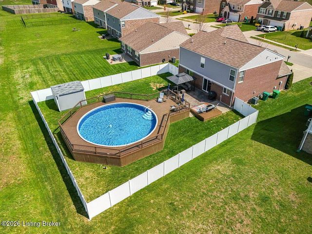 11116 Remembrance Ln, Louisville, KY 40229