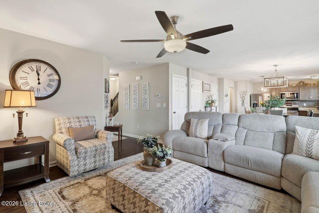 11116 Remembrance Ln, Louisville, KY 40229