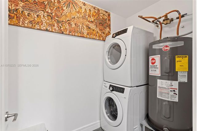 1425 Brickell Ave 44D, Miami, FL 33131