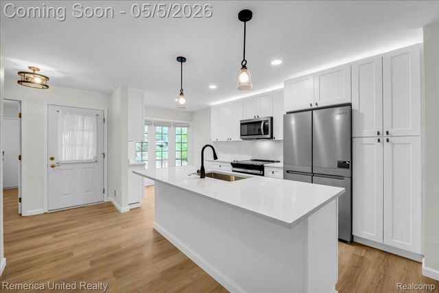 4605 Golf View Drive, Genoa Township, MI 48116