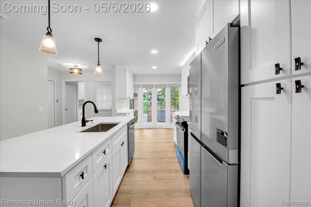 4605 Golf View Drive, Genoa Township, MI 48116