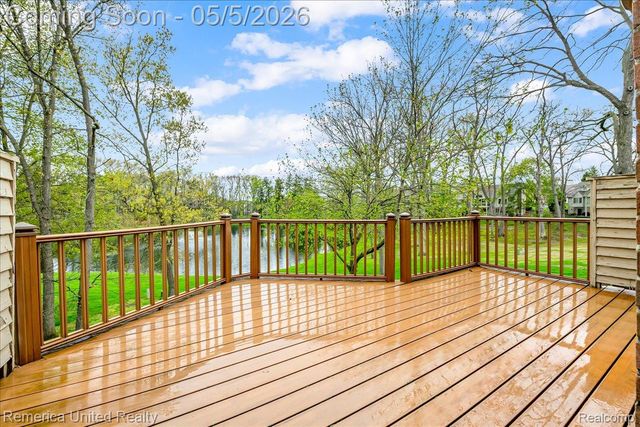 4605 Golf View Drive, Genoa Township, MI 48116