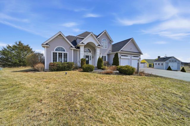 55 Skyline Drive, Sanbornton, NH 03269